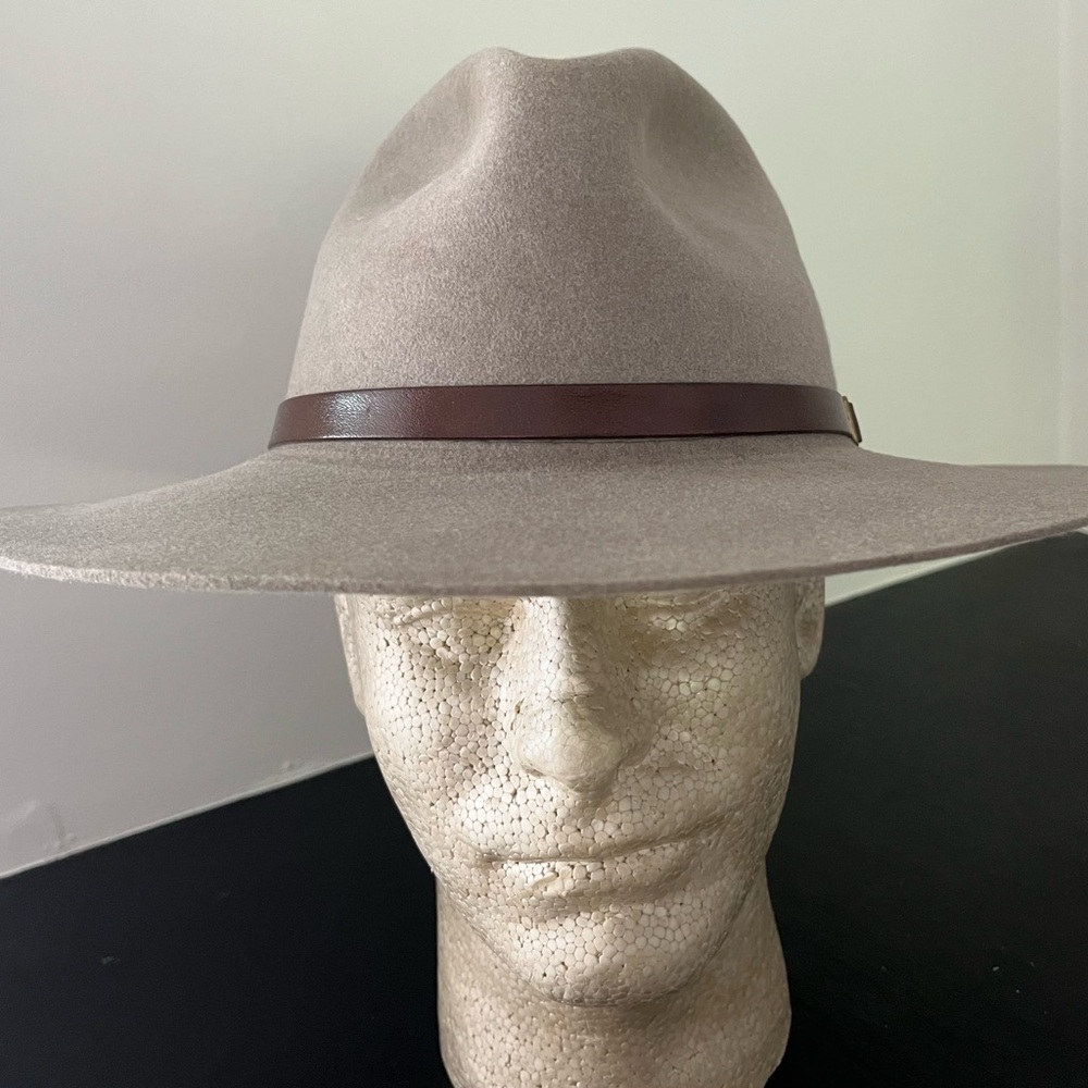 Western Hat. Light Cream Color. Size 7 1/8. 5X Fur Felt. Excellent Condition. - Picture 9 of 9